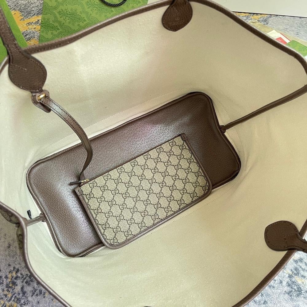 Classic Italian-Inspired Bag 40x33x19cm