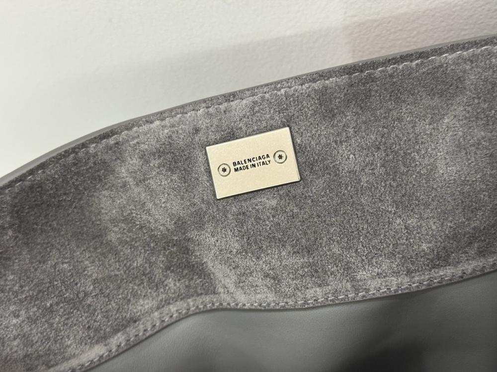 Classic Top Handle Bag Style 108687996