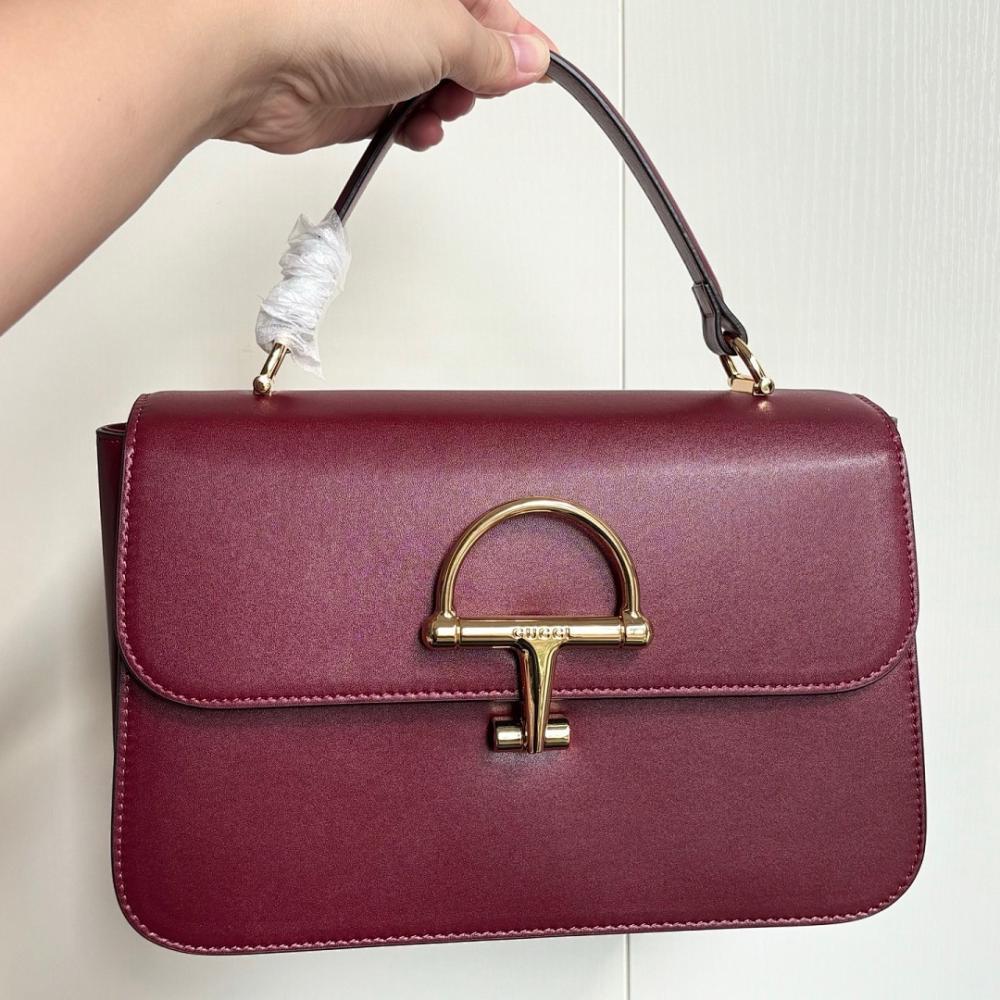Luxury Refined Crossbody Bag 25.5x16x9cm