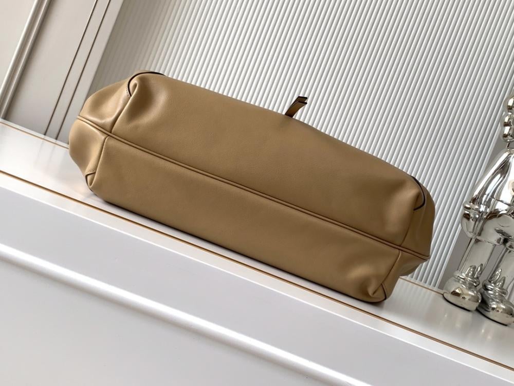 Leather Top Handle Bag Style 513490143
