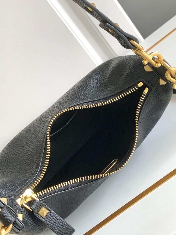 Elegant Calfskin Shoulder Bag