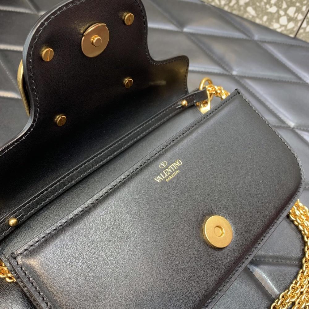 Top Handle Bag Style 16845300