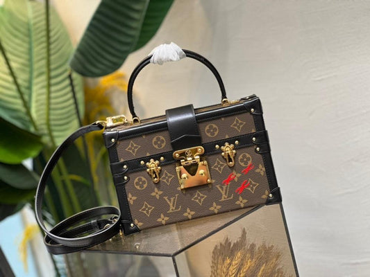 Modern Italian-Inspired Leather Top Handle Bag 24x16x13cm