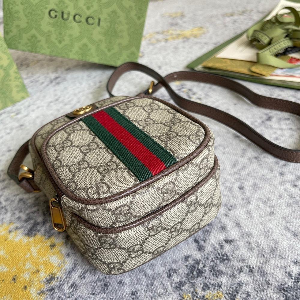 Classic Italian-Inspired Shoulder Bag 12x16x7cm