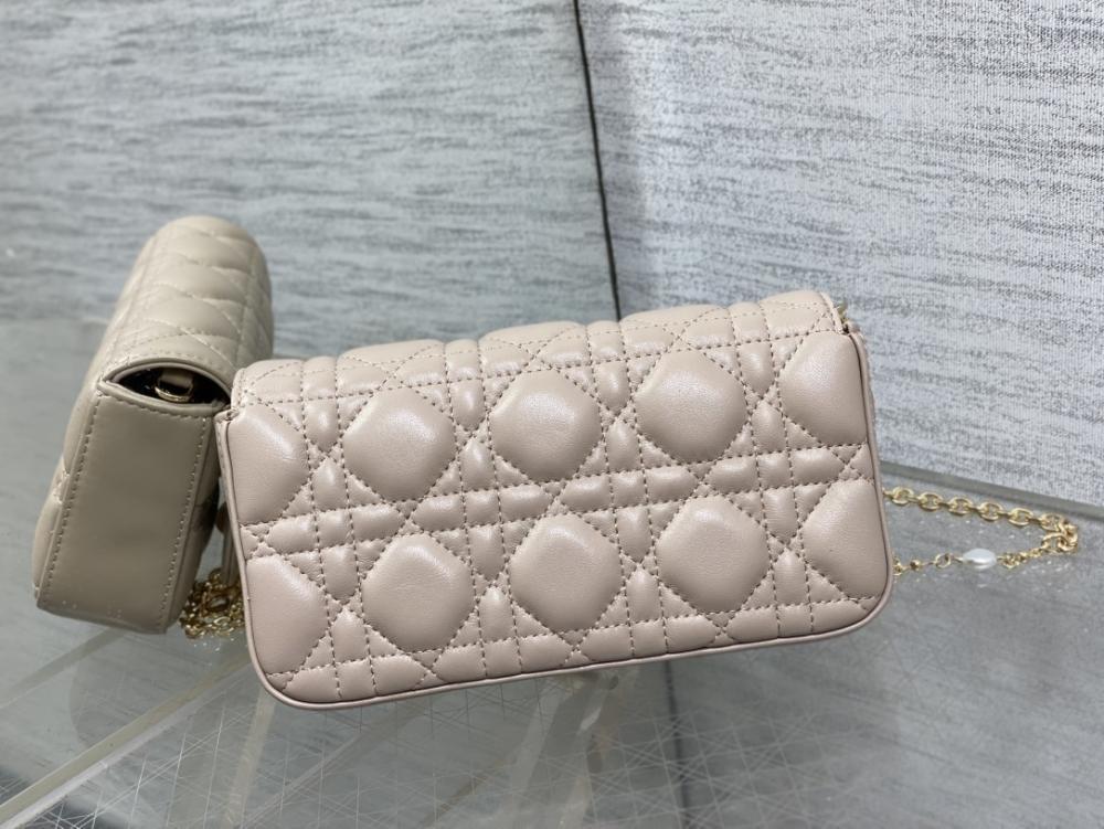 Classic Top Handle Bag Style 1899114761