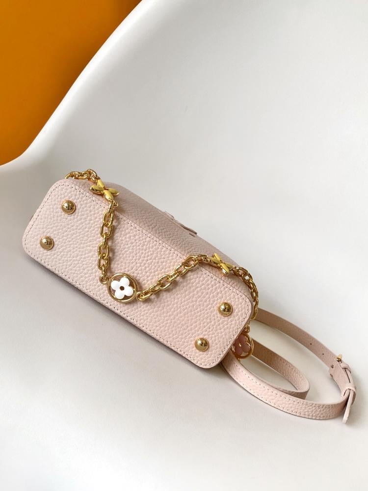 Wallet Style 1735560583