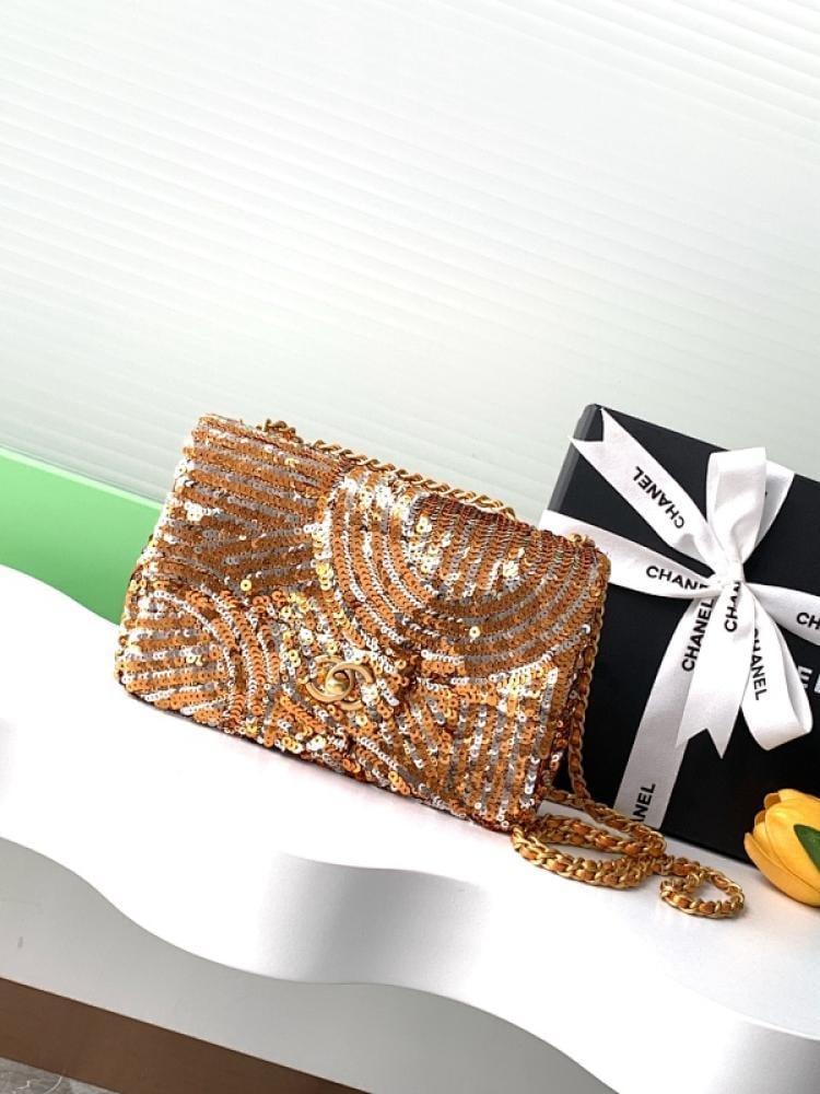 Wallet Style 123084370