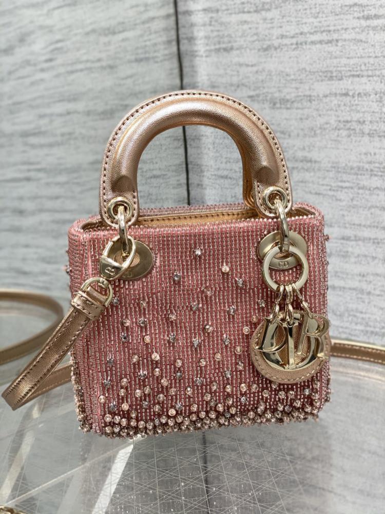 Embroidered Wallet Style 618516525