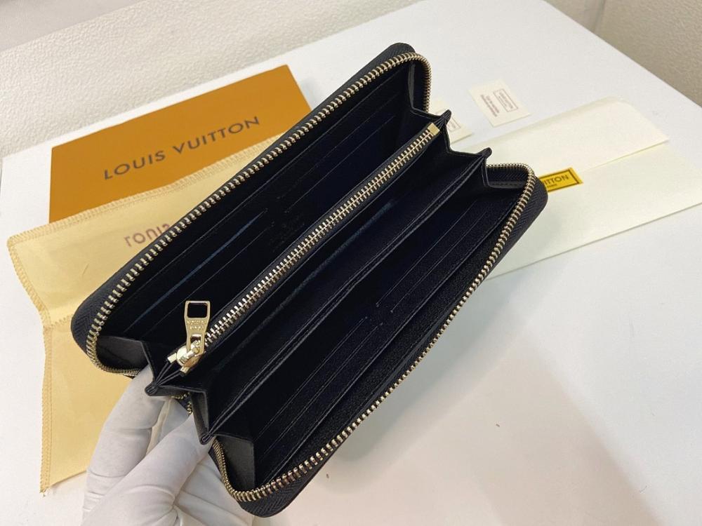 Classic Premium Leather Wallet 19.5x10cm