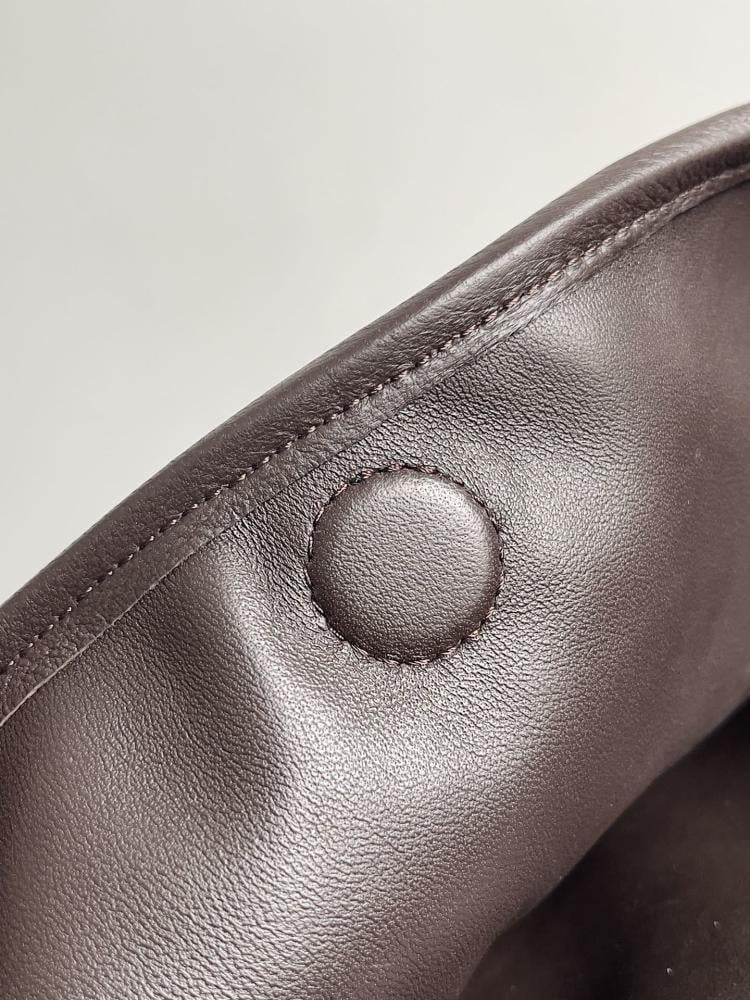 Leather Top Handle Bag Style 636568369