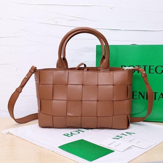 Modern Woven Leather Crossbody Bag 30x20x10cm
