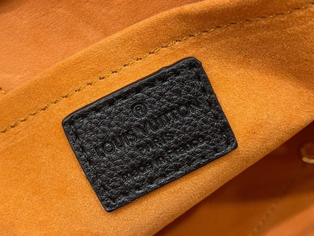 Stylish Leather Crossbody Bag 25x18x12cm