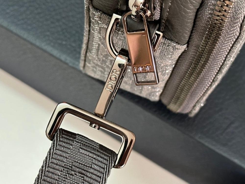 Modern Stylish Quilted Leather Shoulder Bag 17x12.5x5cm