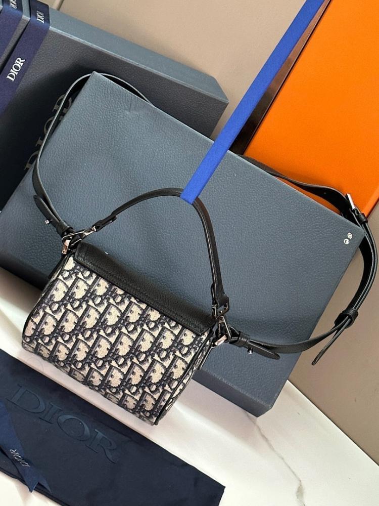Luxury Black Leather Shoulder Bag