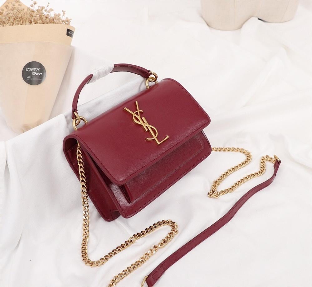 Elegant Leather Shoulder Bag