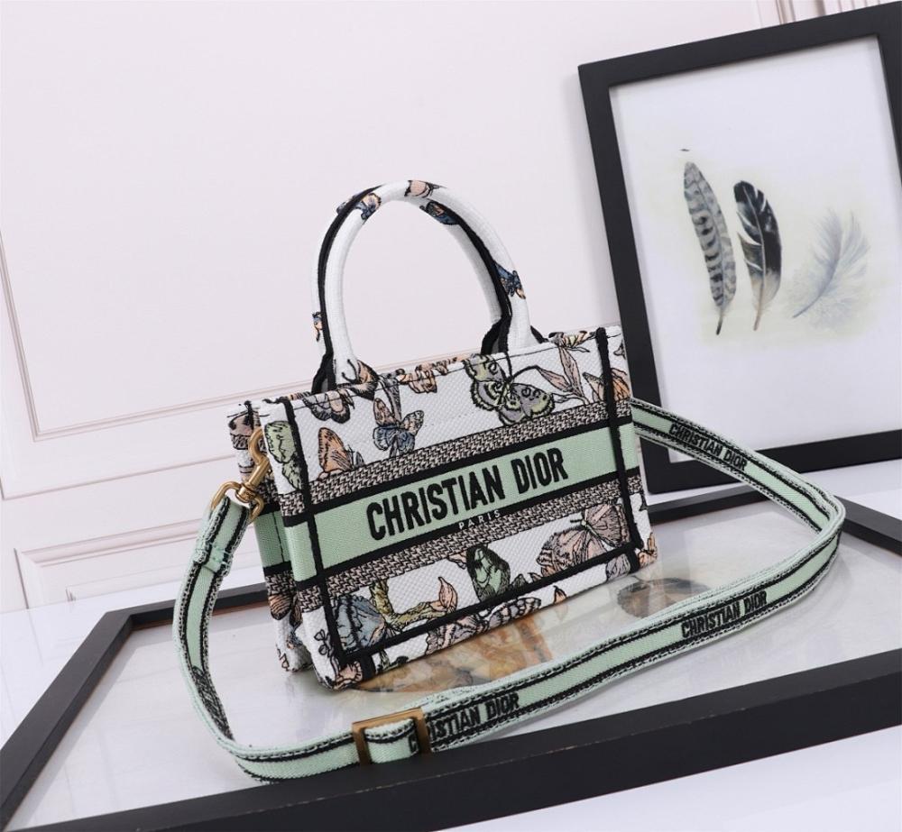 Stylish Premium Shoulder Bag 21.5x13x7.5cm