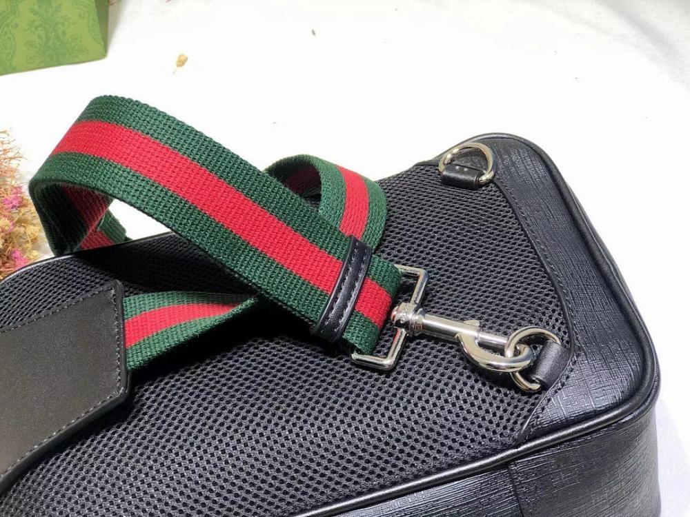 Italian-Inspired Elegant Leather Bag 17x27x8cm