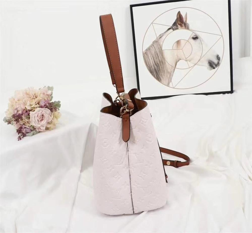 Luxury Stylish Leather Bucket Bag