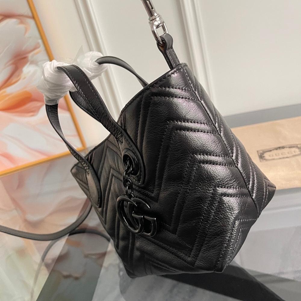 Modern Luxury Bag 17.5x17x12.5cm