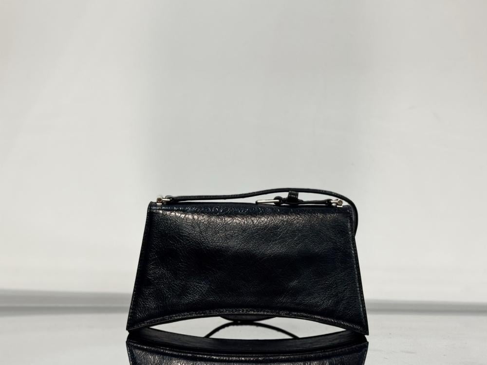 Classic Top Handle Bag Style 991924764