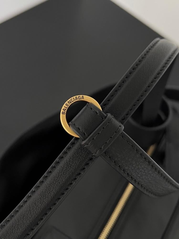 Luxury Stylish Shoulder Bag 31x12x12cm