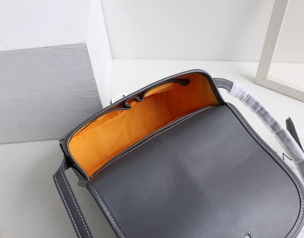 Modern Top Handle Bag 22x17x7cm