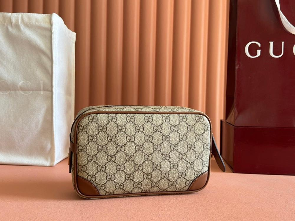 Classic Refined Crossbody Bag 22x14x6cm