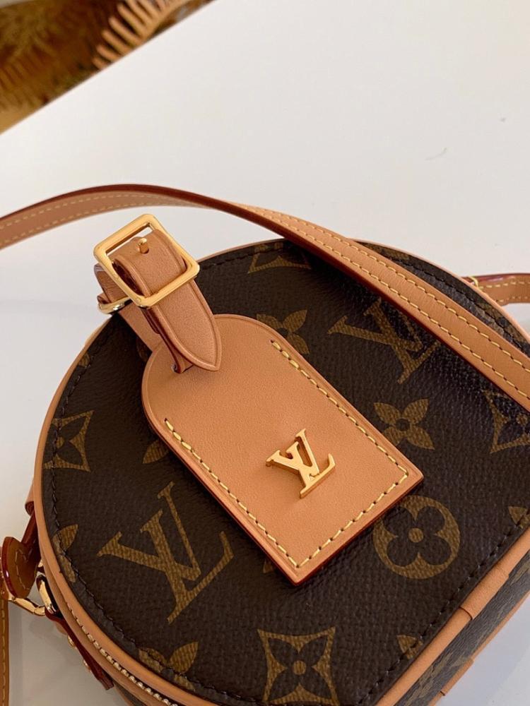 Luxury Stylish Embroidered Shoulder Bag