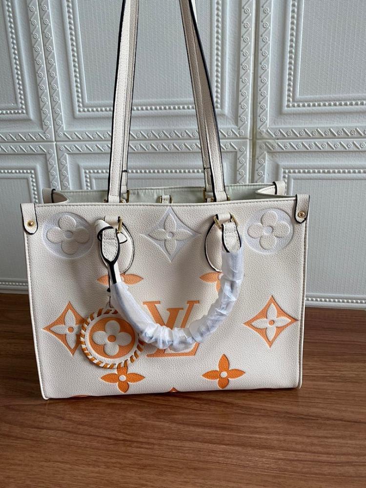 Elegant Leather Shoulder Bag 35x27x14cm