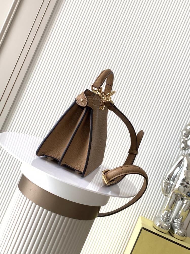 Top Handle Bag Style 930422525