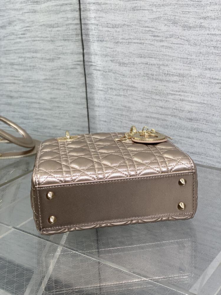 Classic Top Handle Bag Style 504850300