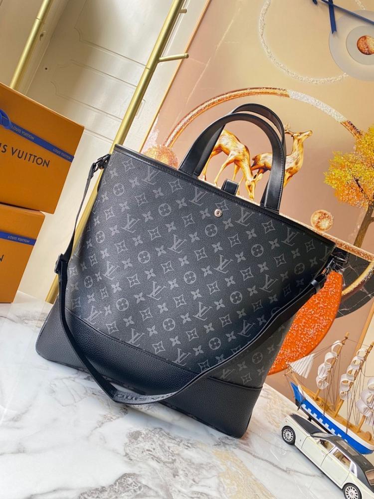 Modern Luxury Leather Shoulder Bag 38x37x13cm