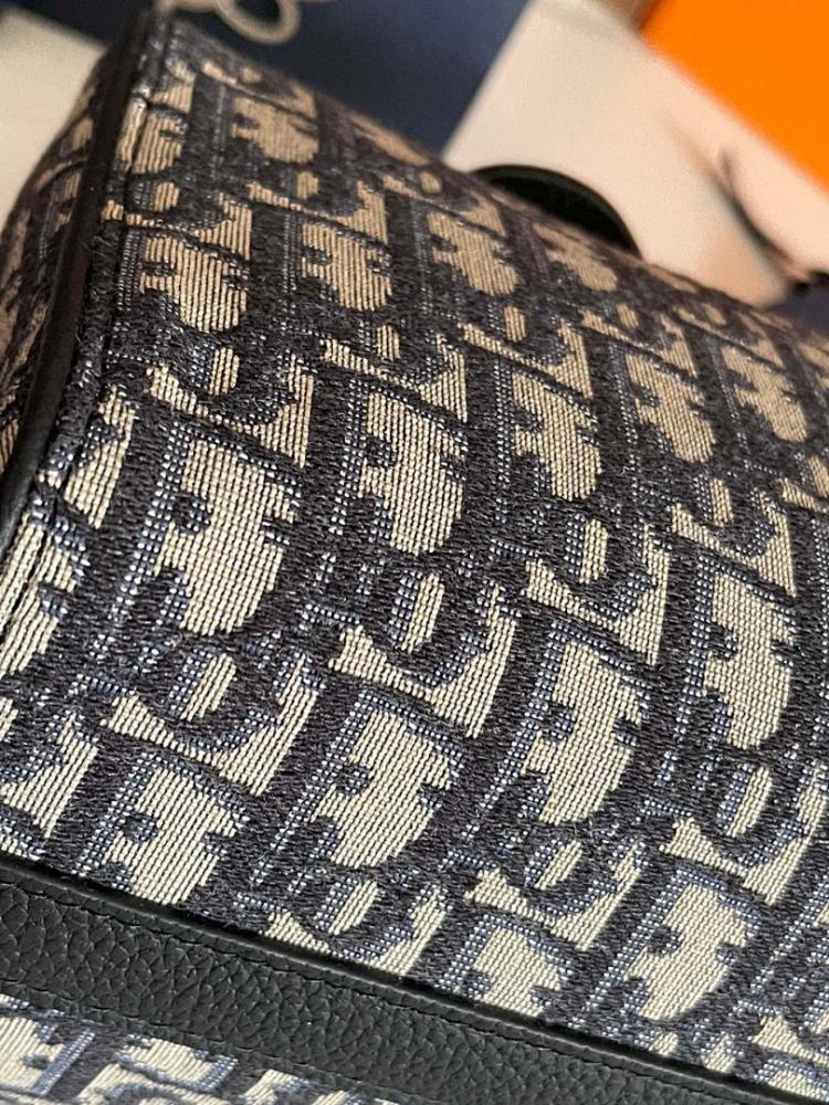 Stylish Refined Black Printed Calfskin Shoulder Bag Black/Beige 22x10.5x12.5cm