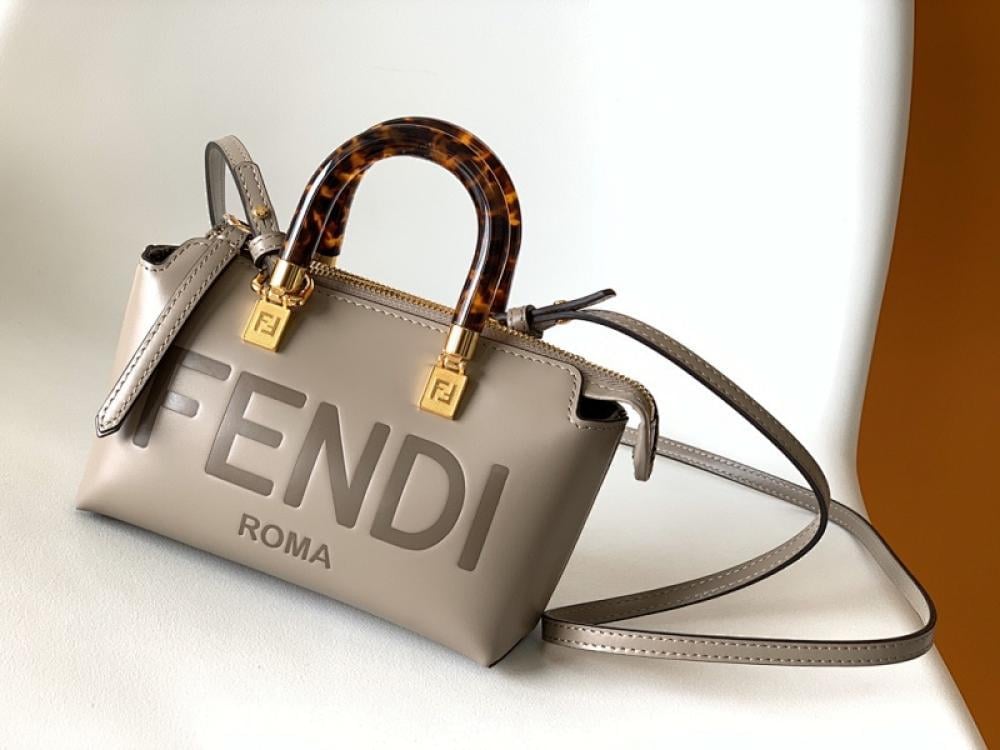 Top Handle Bag Style 314752382
