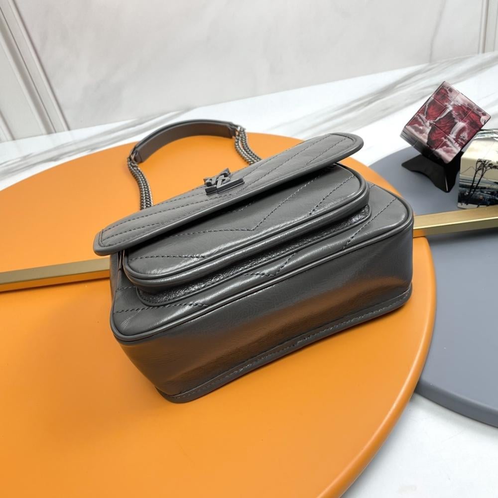 Shoulder Bag Style 1617211130