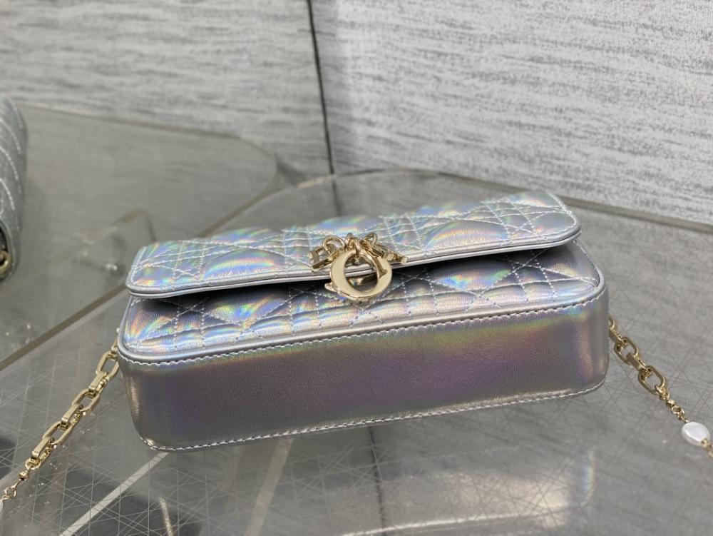 Silver Top Handle Bag Style 735970111