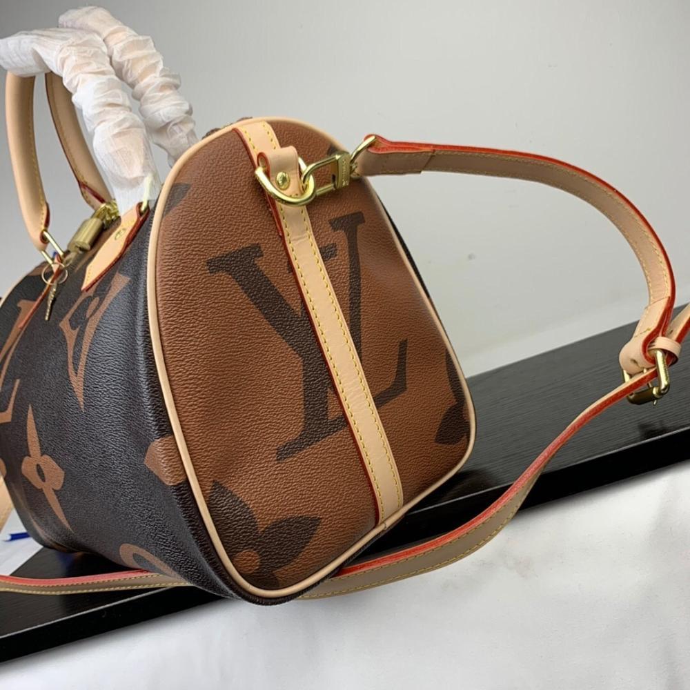 Modern Refined Shoulder Bag 30x21x17cm