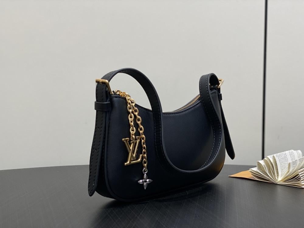 Shoulder Bag Style 1111901581