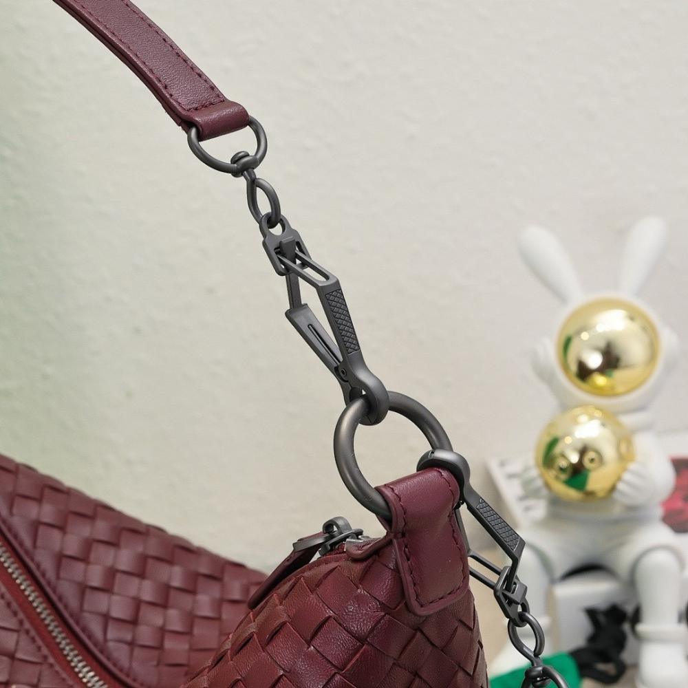 Luxury Woven Leather Shoulder Bag