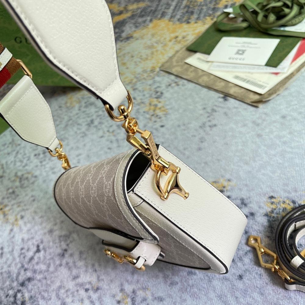 Modern Italian-Inspired Bag 20.5x14.5x5cm