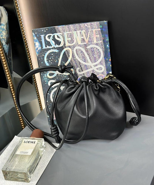 Classic Elegant Leather Shoulder Bag