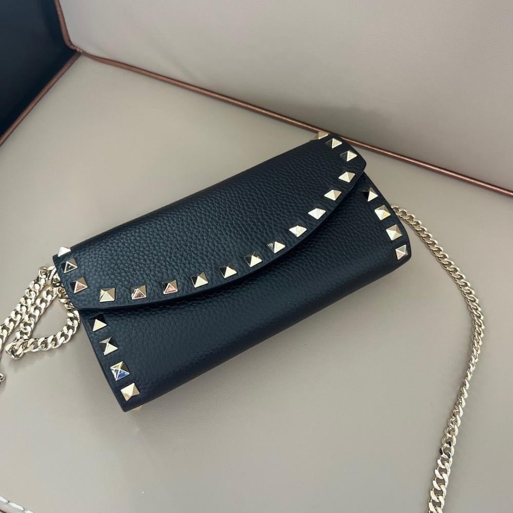 Stylish Leather Crossbody Bag