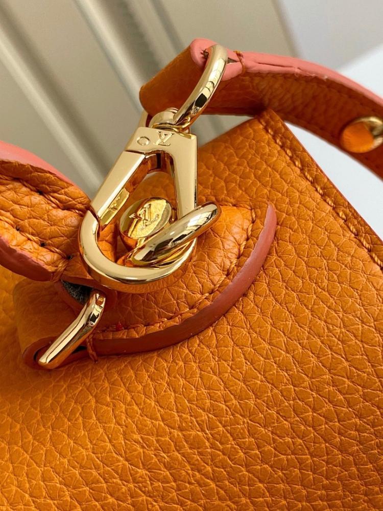 Twist Leather Shoulder Bag 29x21x12cm