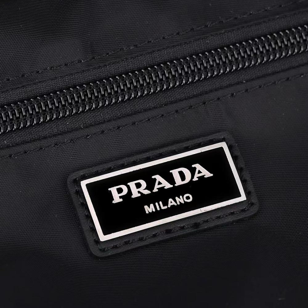 Elegant Refined Nylon Shoulder Bag 27x18x7cm