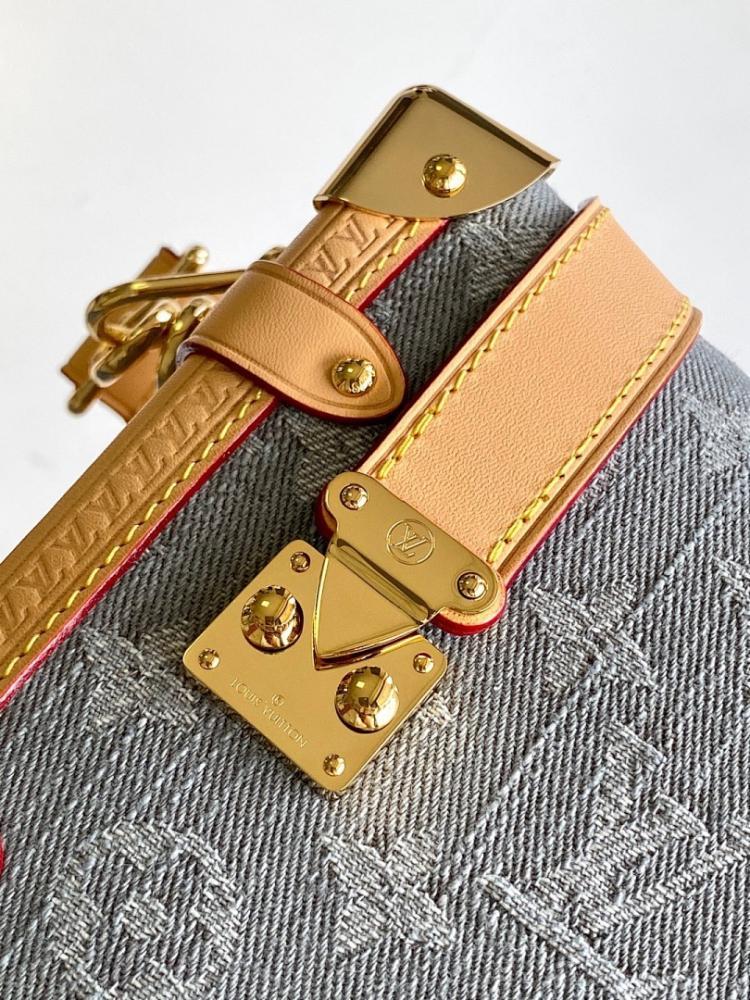 Stylish Refined Monogram Leather Top Handle Bag 23.5x16x8.5cm