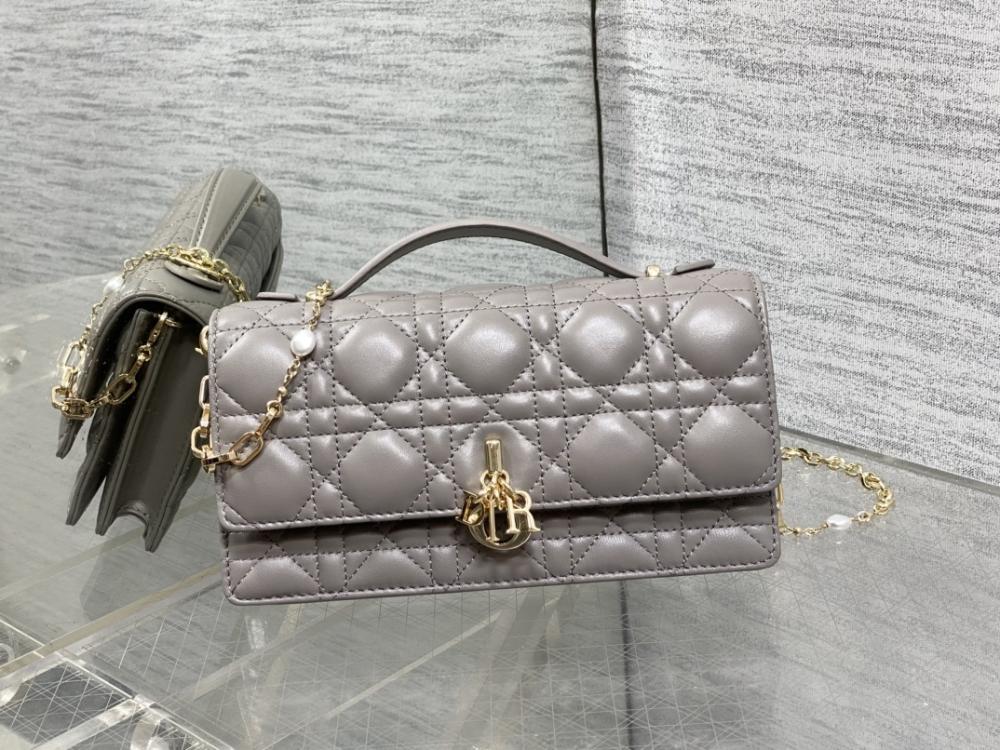Classic Leather Top Handle Bag Style 1348742183