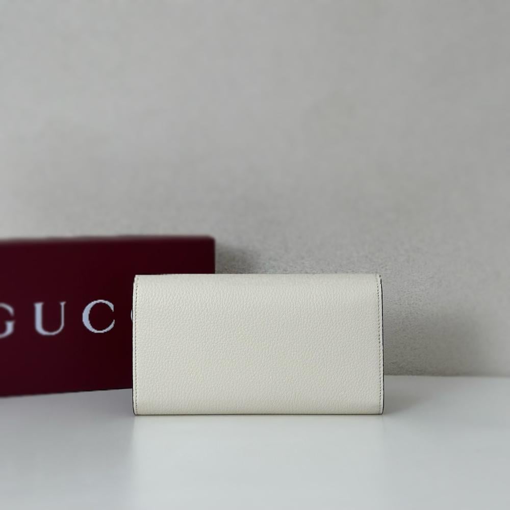 Wallet Style 947844061