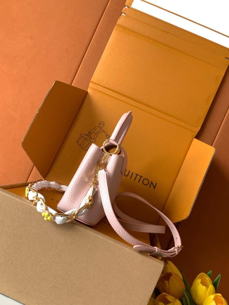 Gold Leather Top Handle Bag Style 1517156513