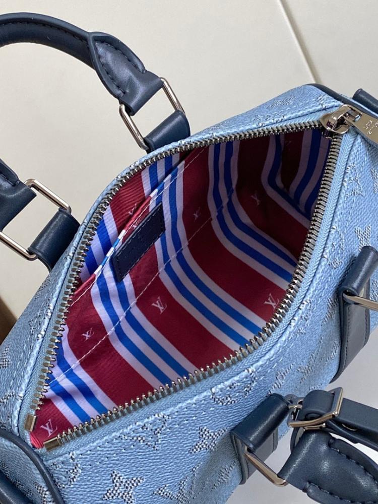 Italian-Inspired Elegant Monogram Leather Shoulder Bag 25x15x11cm