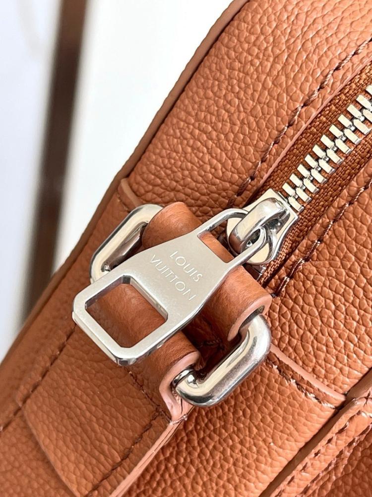 Modern Leather Shoulder Bag 24x18x9cm